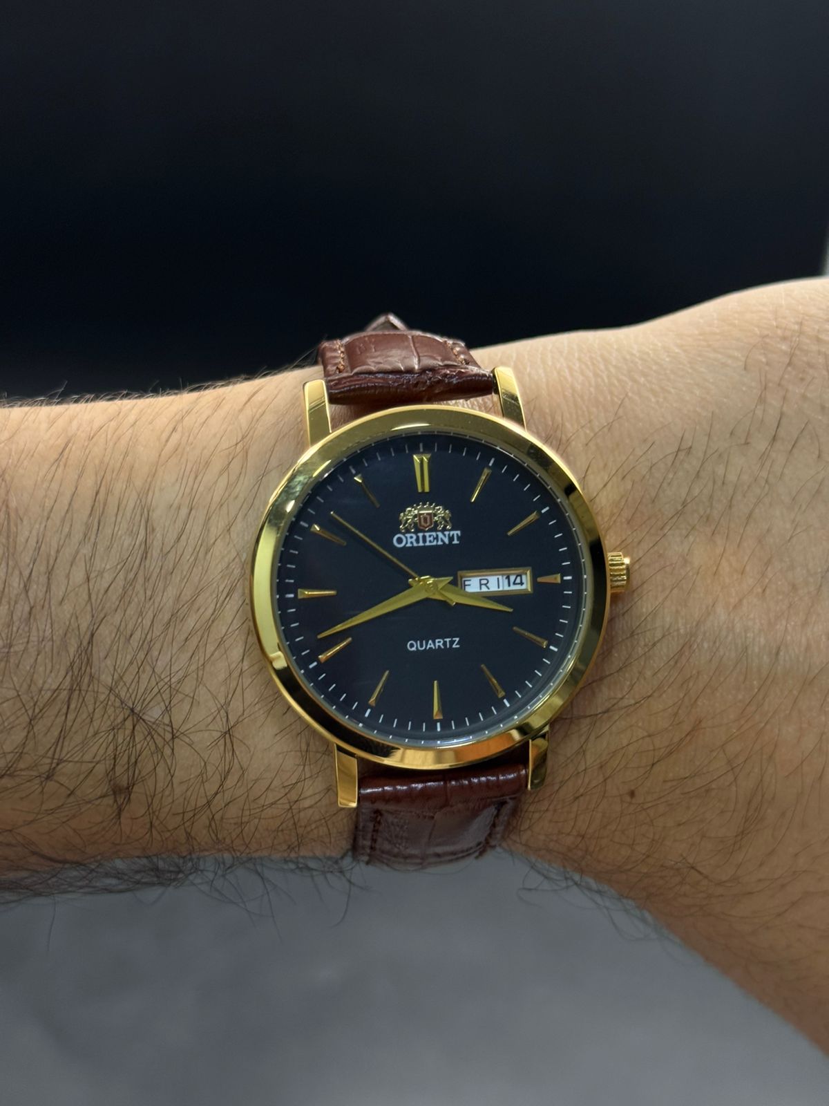 Ornt New Cuero Cafe Tablero Negro Dorado