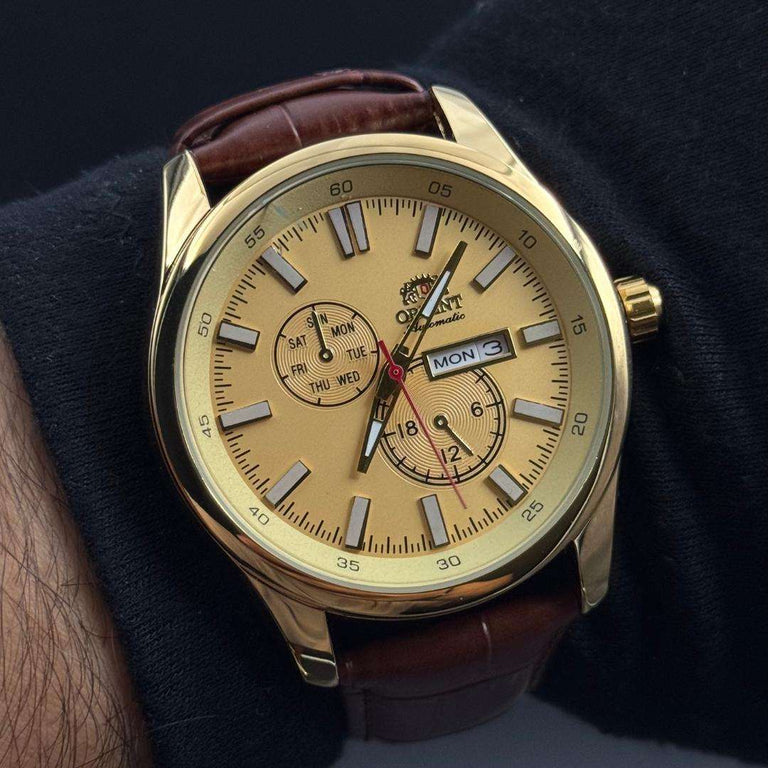 ORNT Cronógrafo Cuero Café Dorado Tablero Dorado