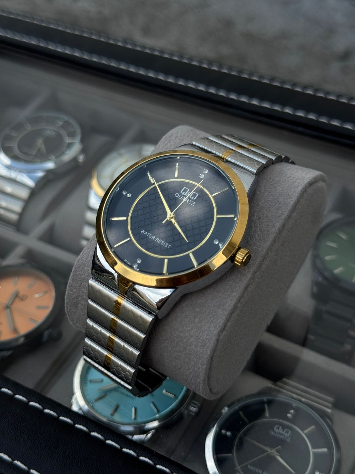 QYQ QT Bicolor Dorado Tablero Negro