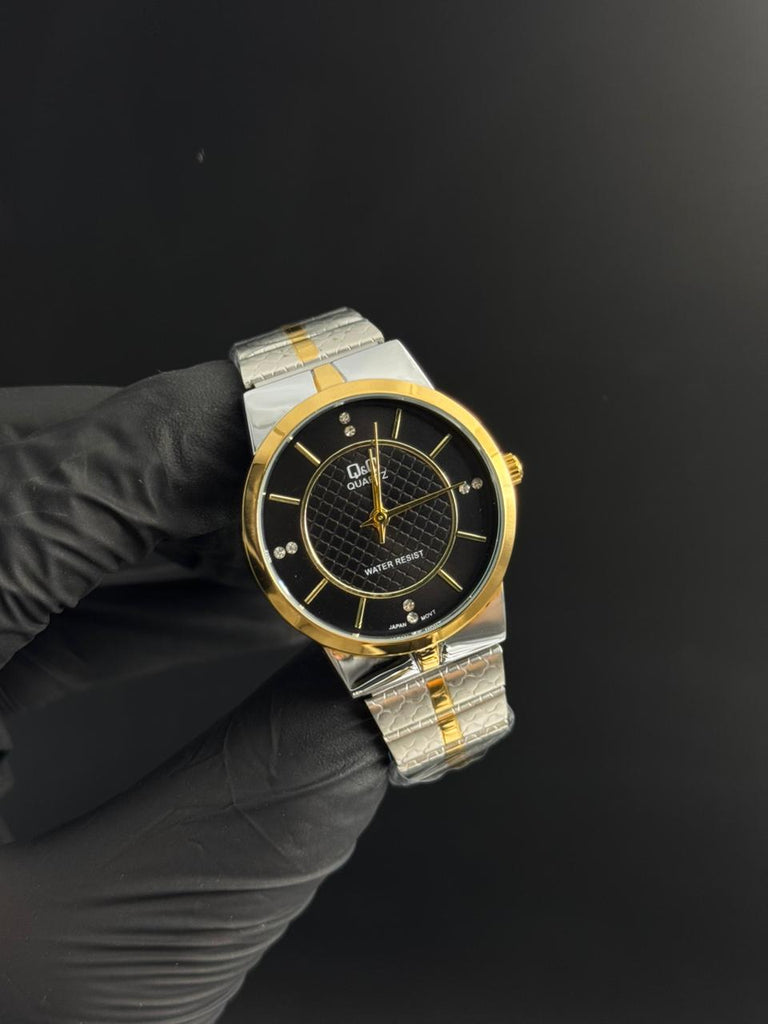 QYQ QT Mujer Bicolor Dorado Tablero Negro