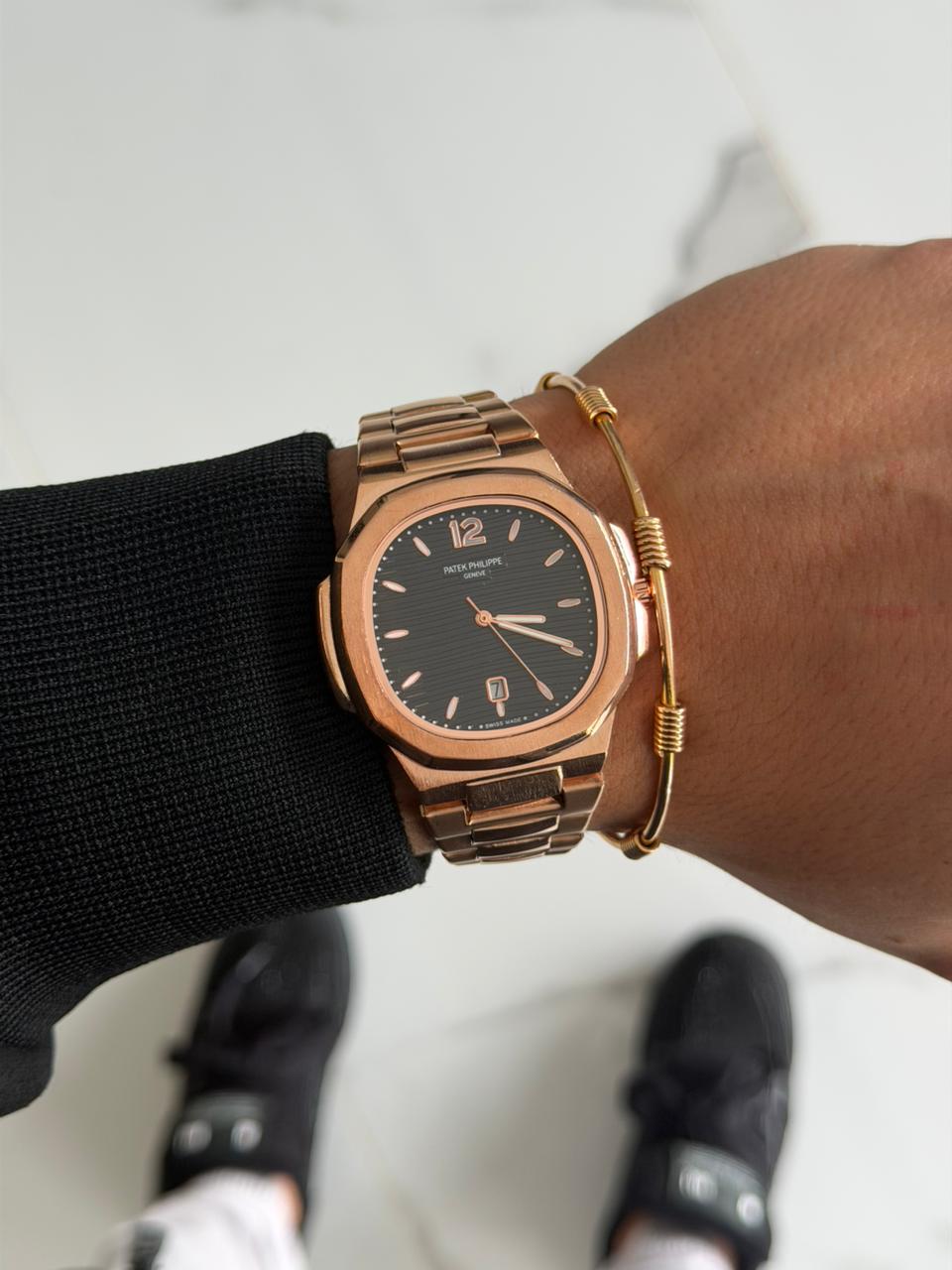 PATEK PHILIPPE ORO ROSA FONDO NEGRO LUXURY ALTA CALIDAS