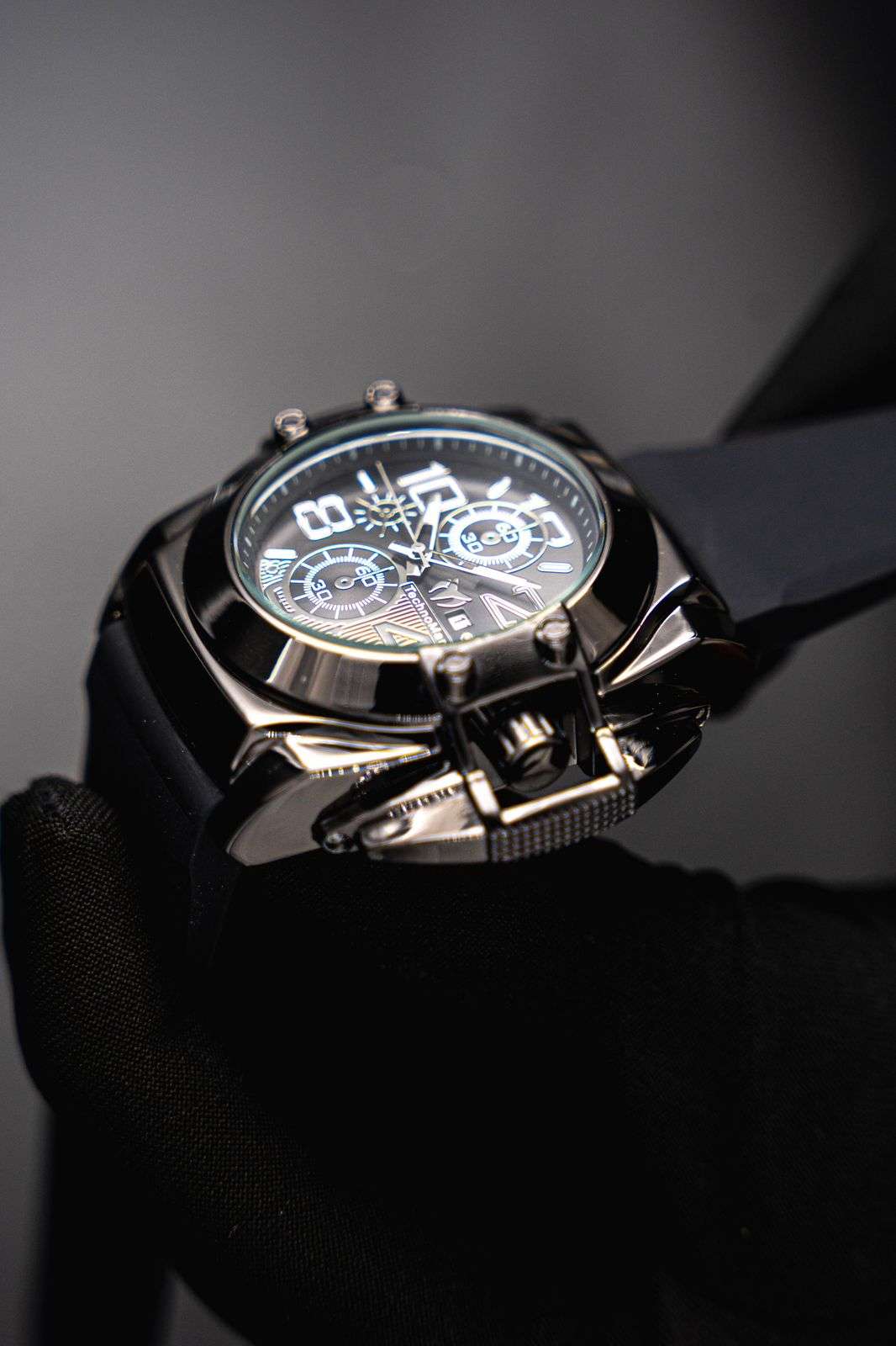 TCHNOMRN CRONO TABLERO NEGRO GOMA NEGRA